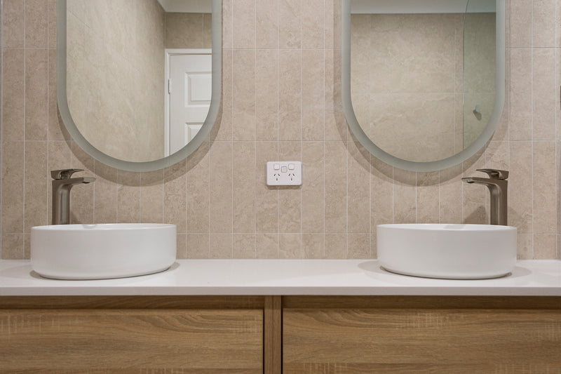 TraverPro White Matt 75x300