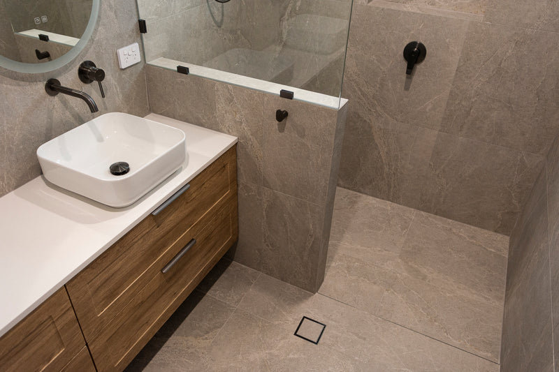 Tundra Grey Matt 600x600