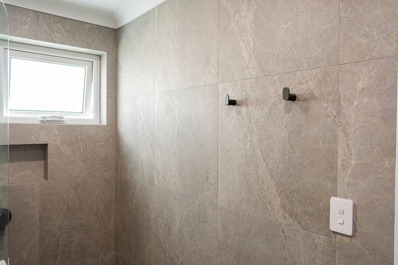 Tundra Grey Matt 600x600