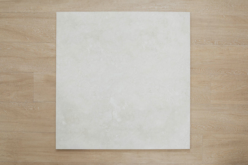 Stellar White Honed 900x900