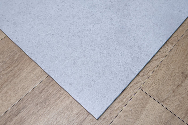 Elegance Grey Matt 600x600