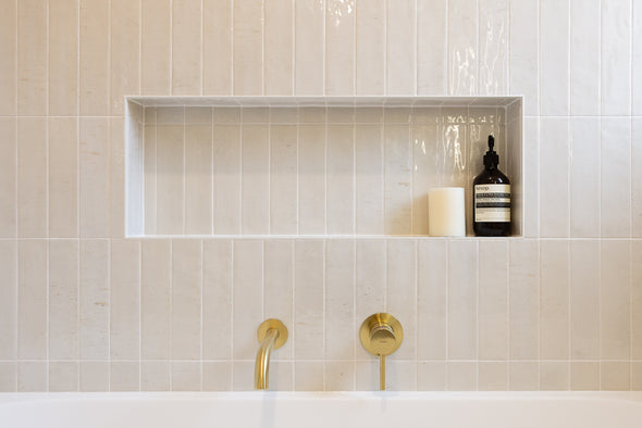 Urbanline Silver Gloss 60x240
