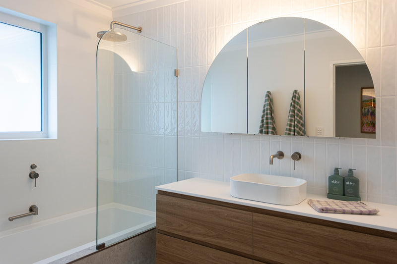 Atlantis White Gloss 75x300